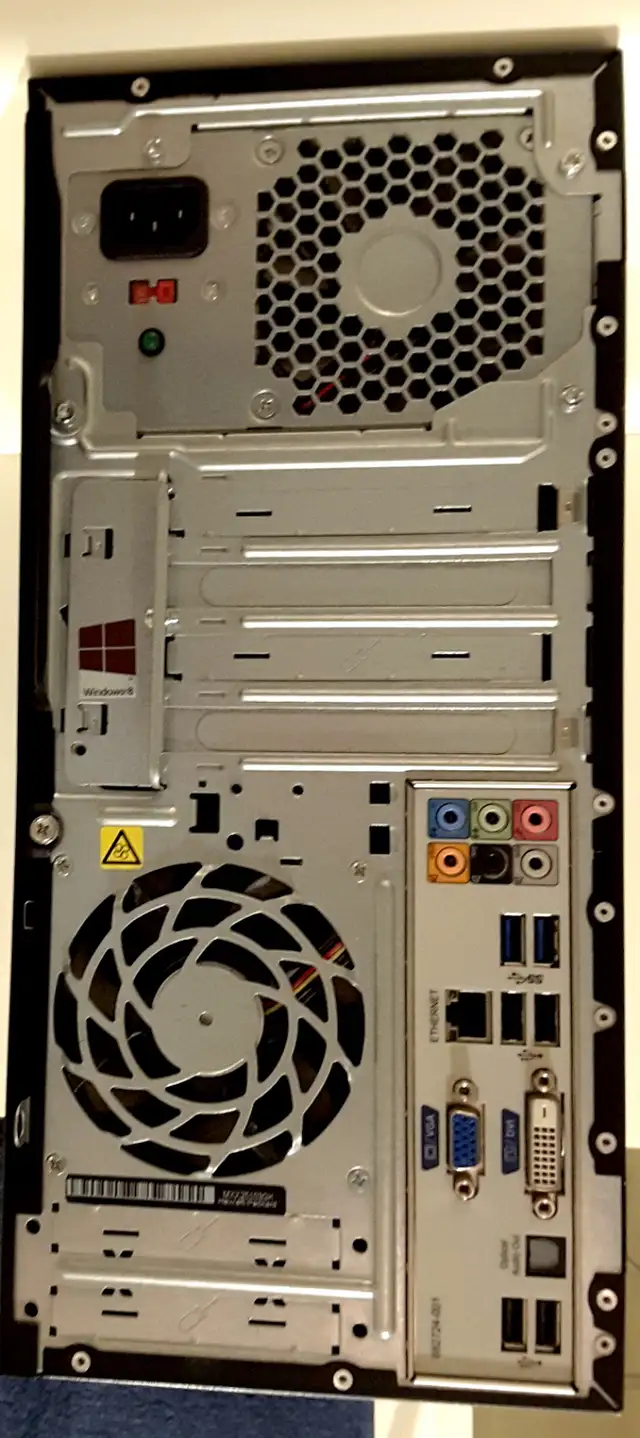 Dell Optiplesx 3040 in Desktop Computers in Edmonton - Image 3