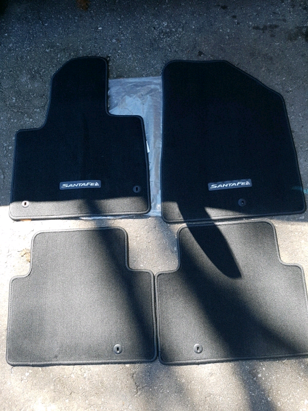 4 BRAND NEW OEM  HYUNDAI SANTA FE CARPET FLOOR MATS in Other Parts & Accessories in Barrie - Image 3