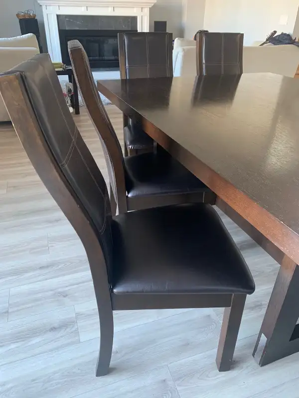 5 Dining Chairs in Dining Tables & Sets in Kingston - Image 5