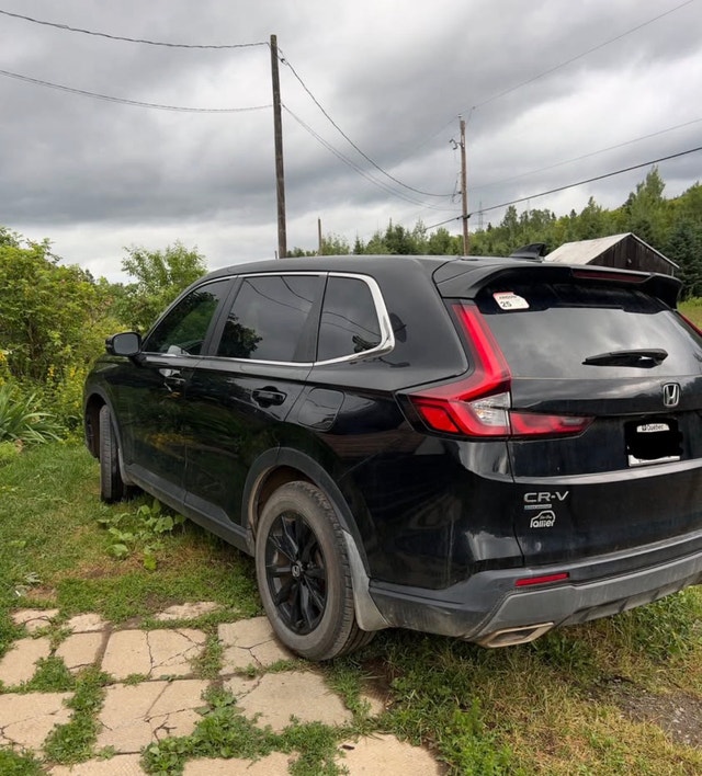 Honda CRV Hybride modèle Sport — photo 3