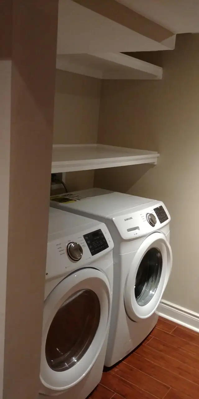 Private Room in  basement  -all inclusive in Room Rentals & Roommates in Oshawa / Durham Region - Image 7