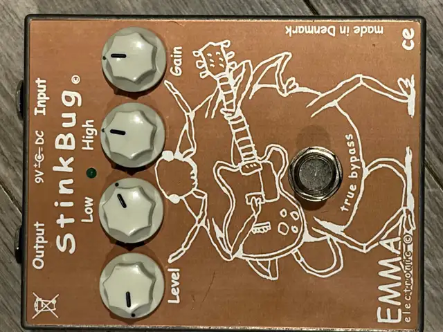 Emma Stinkbug in Amps & Pedals in City of Montréal - Image 3