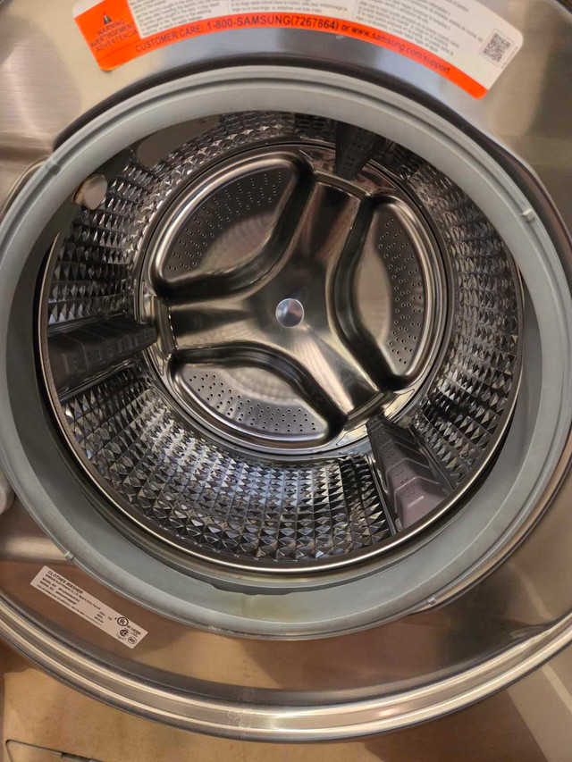 Samsung Washer in Washers & Dryers in Calgary - Image 2