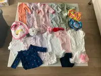 Lot of 25 pieces of baby girl clothes (0-3 months)