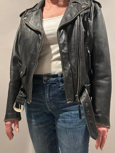 Genuine HD vintage womens motorcycle jacket. Size S/M Bought at HD Las Vegas. Was $900 US plus tax....
