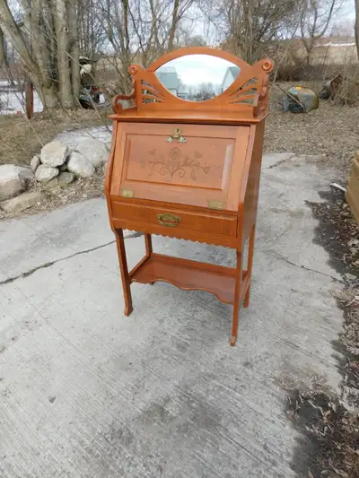 très beau petit secrétaire antique # 13180, View more