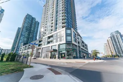 Move In Today! This bright and stunning 1 bedroom + den suite features a larger-than-average den, pe...