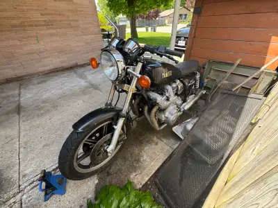 Selling my Yamaha XS1100 project bike, a true classic from 1980 that needs some TLC. 1100 cc, new sh...