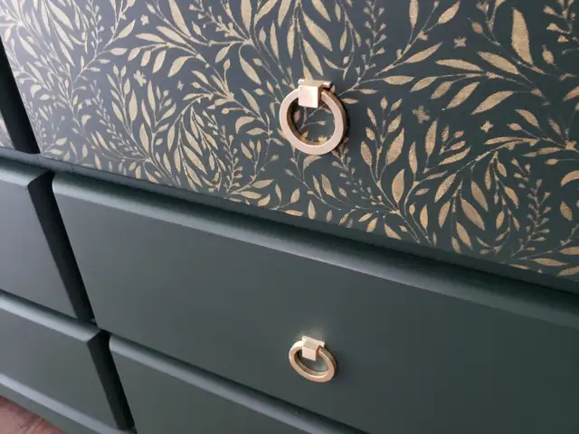 Canadian Construction Custom Wood Dresser in Dressers & Wardrobes in Ottawa - Image 4