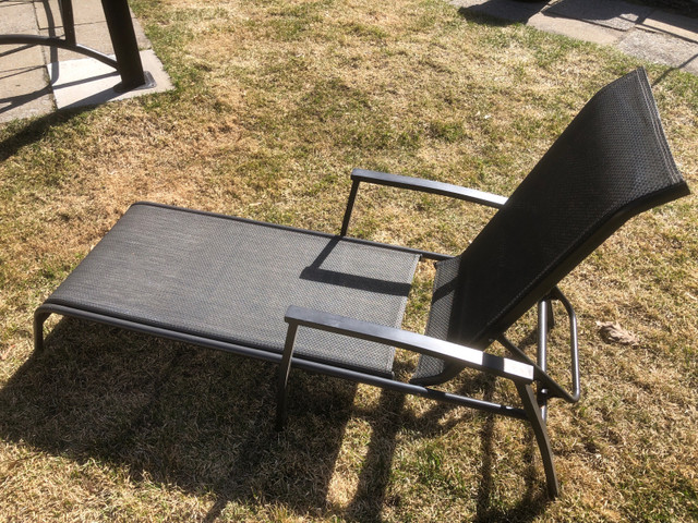Chaise longue extérieur dans Mobilier pour terrasse et jardin  à Ville de Québec - Image 4