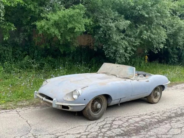 1926 to 1976 Jaguar xke e-type / Xk120/140/150 / SS WANTED in Classic Cars in Moose Jaw