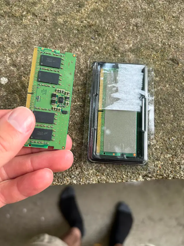 Bandelettes de 8 GB Ram DDR5 (2x) in System Components in Québec City - Image 2