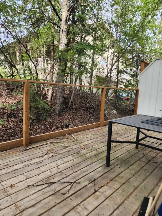 Beautiful Modern 3 bed 2 bath townhouse style condo for rent in Long Term Rentals in Whitehorse - Image 11