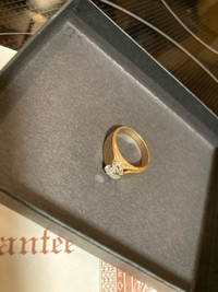 14 kt gold diamond ring