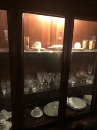China cabinet for sale with the china  or without 