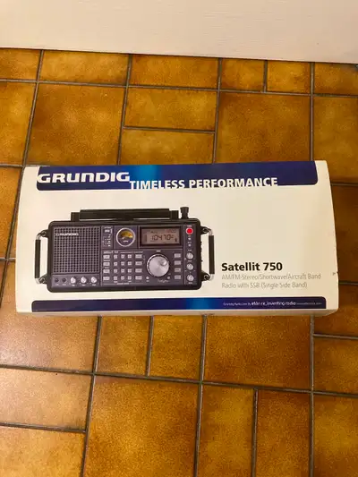 Grundig Satellit 750 ***NEW***, View more