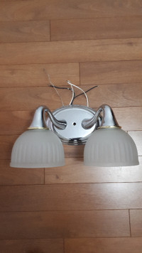 2 lamp wall light