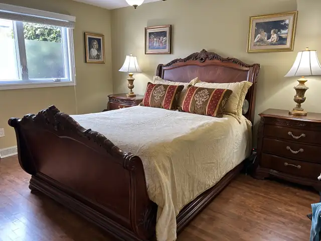 Couvre-lit/Bedspread in Bedding in Longueuil / South Shore - Image 5
