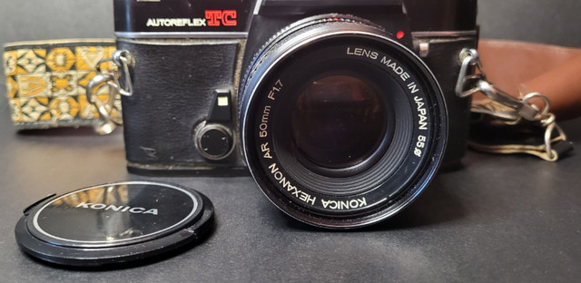 Vintage Konika Autoreflex TC 35mm Camera Hexanon Lens in Cameras & Camcorders in Winnipeg - Image 4