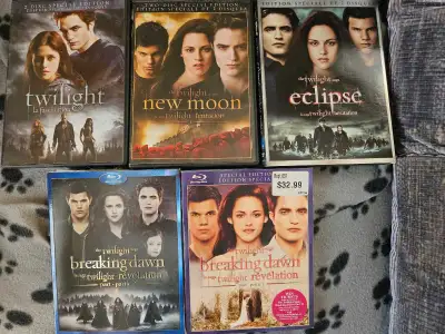 Twilight Saga DVD / Blu-ray Set, View more