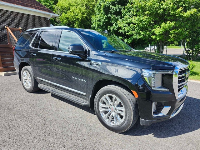 2023 GMC YUKON SLT