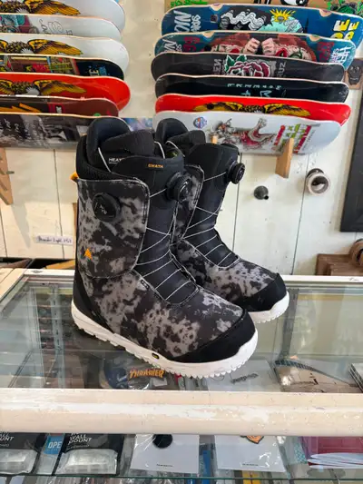Burton Swath BOA Snowboard Boots Size 11.0, View more