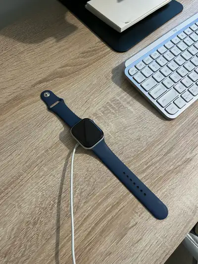 In great shape, battery lasts multiple days at a time. Will be unlocked and ready for pick up. 46mm.