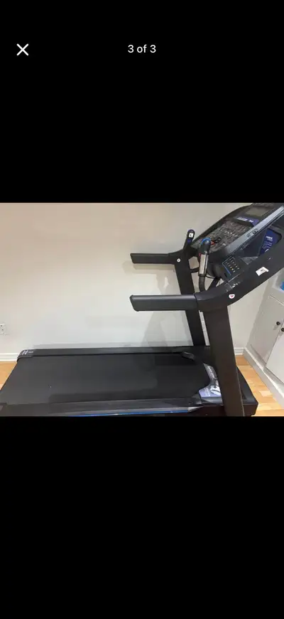 AT7 Horizon Treadmill , View more
