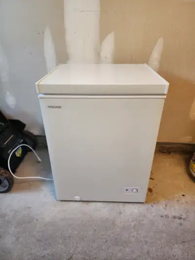 Vissani 5.0 cu. ft. Chest Freezer, View more