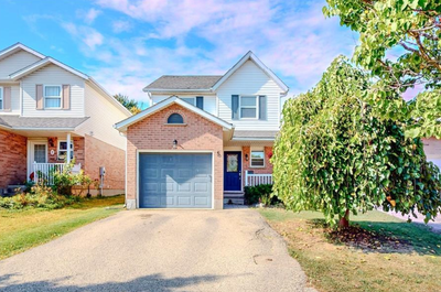 Beautiful 3-Bedroom single detached home in Kitchener, fully fenced large private backyard with deck...