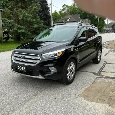 Four-cylinder, automatic transmission, leather seats, heated seats, climate control, navigation, aut...