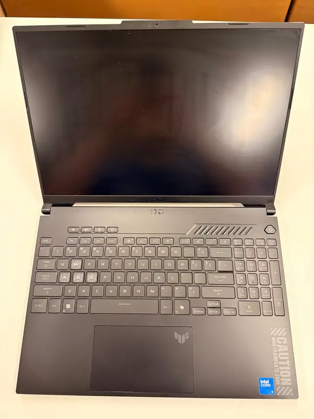 Asus Tuf F16 2025 "broken screen" in General Electronics in City of Montréal - Image 5