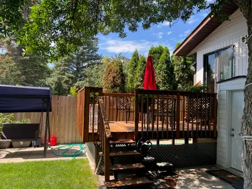 Outdoor Dream 3 bedroom 2 bath upper floor of this Beautifully renovated home with large winterized...