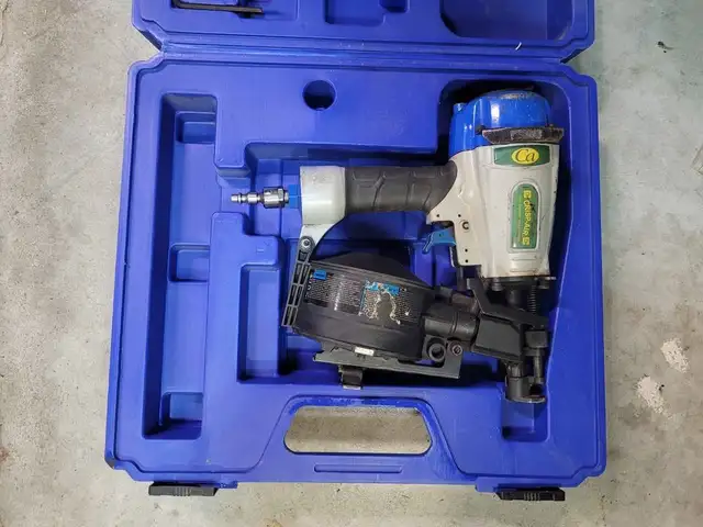 Crisp-Air Pneumatic Coil Roofing Nailer with Case | Power Tools ...