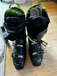 Ski boots - 295mm (size 29.5)