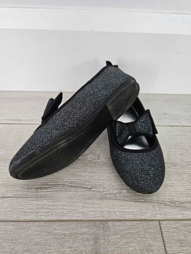 Girl dress shoes size 12 in Kids & Youth in Bedford - Image 2