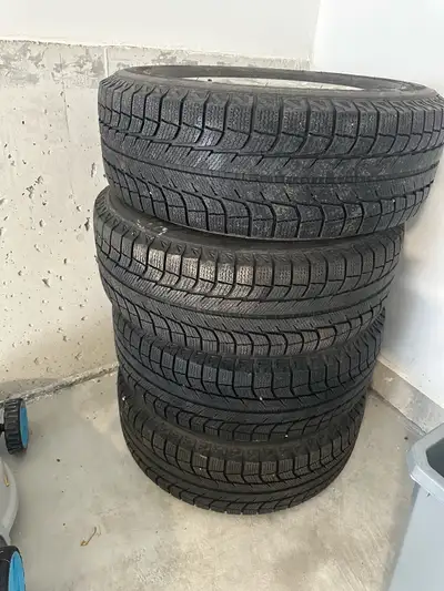 Winter tires in great condition needed gone asap. Not needed anymore, was stored in garage all winte...