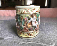 Vintage R. Capodimonte Cherub Porcelain Cup, Italy.