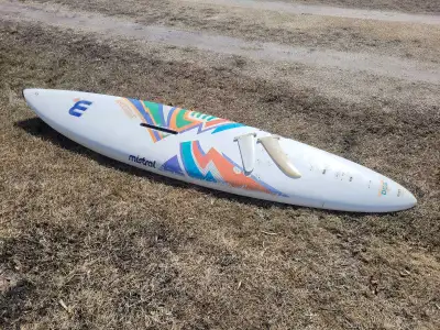 Mistral Shredder, 130L windsurf board. Comes w 2 fins.
