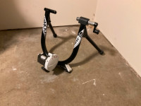 Indoor bike trainer