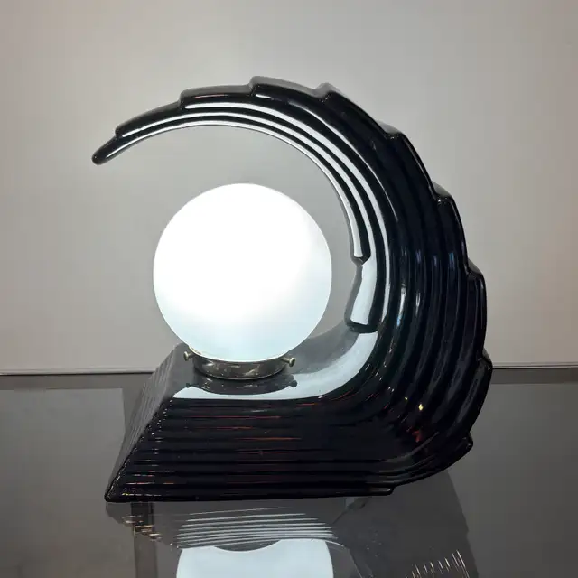 Vintage Art Deco Style Table Lamp in Indoor Lighting & Fans in Hamilton - Image 4