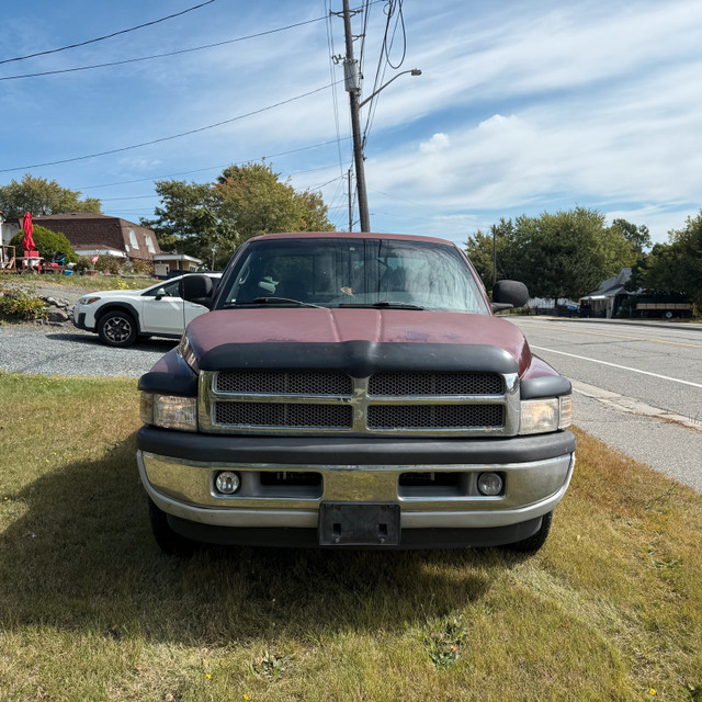 2nd Gen - 2000 Dodge Ram 1500 Regular cab (2wd) in Cars & Trucks in Sudbury
