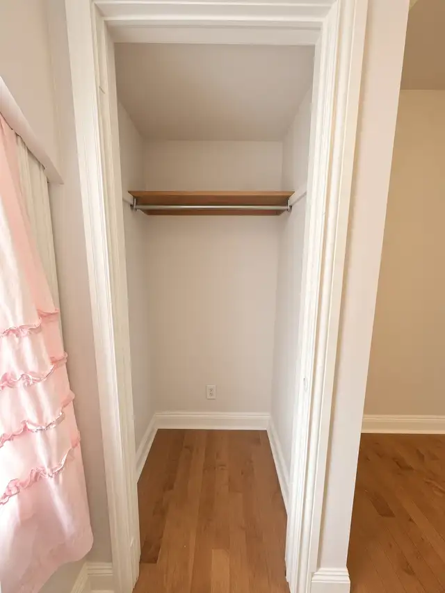 Main-Floor Private Room for Rent – Keele & Wilson$995/m + util in Room Rentals & Roommates in City of Toronto - Image 6