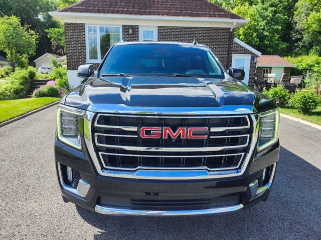 2023 GMC YUKON SLT — photo 3