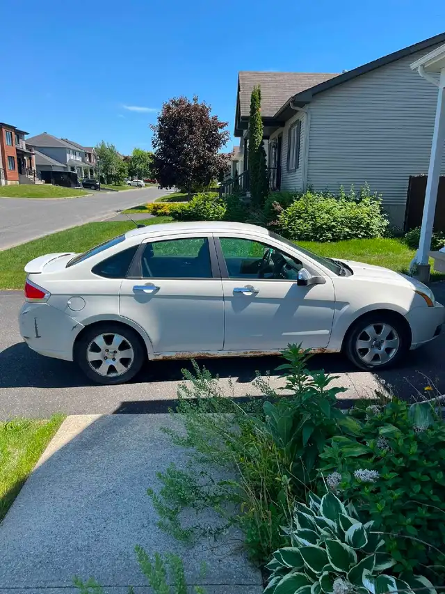 Ford Focus in Cars & Trucks in Drummondville - Image 6