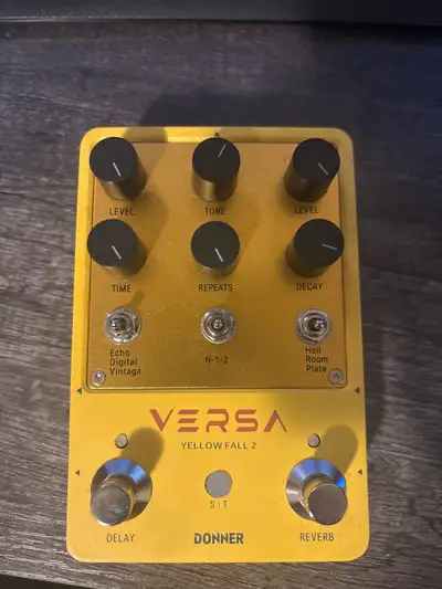 Verse Yellow Fall 2 Delay/Reverb Guitar Pedal , View more