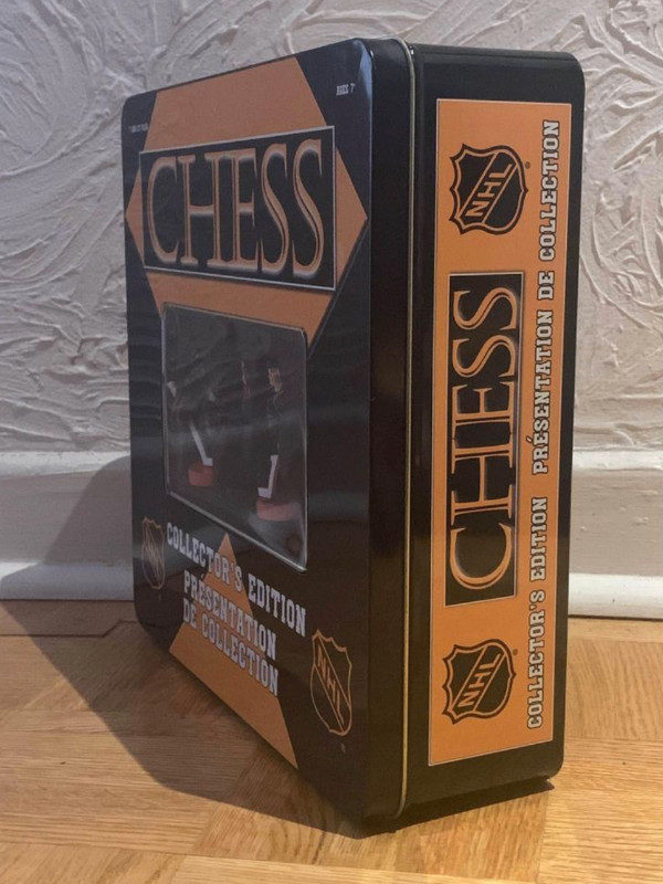 *NEW* NHL Chess Collector’s Edition Board Game in Toys & Games in City of Toronto - Image 2