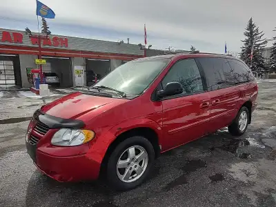 2006 Dodge Grand Caravan SXT STOWNGO 253500 kms 3.8L V6 engine Power sliding side doors Power trunk...