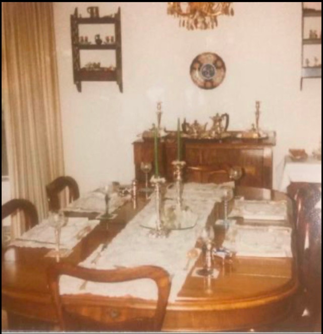 Antique Dining Table x 6 chairs Dining Tables & Sets Kamloops Kijiji