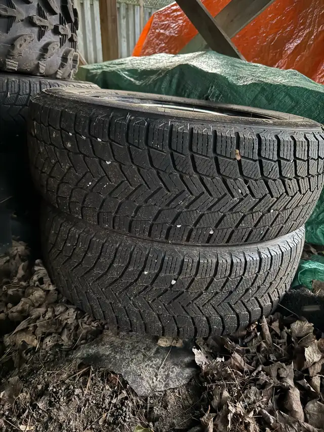 Honda CRV Tires with Rims in Tires & Rims in Barrie - Image 3